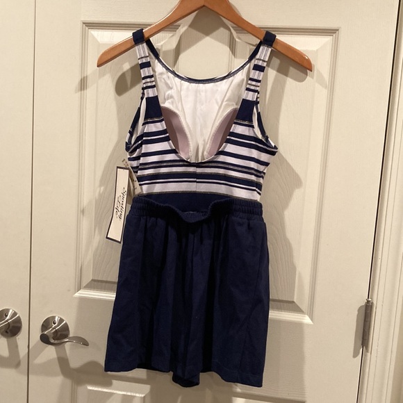 Vtg 80/90s tank romper, Sz 10 (fits like a 2/4) - Picture 2 of 3